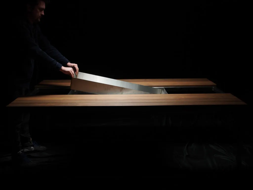 Grill im Tisch integriert Edelstahl 3 Wannen Sicherheitssystem Gartentisch